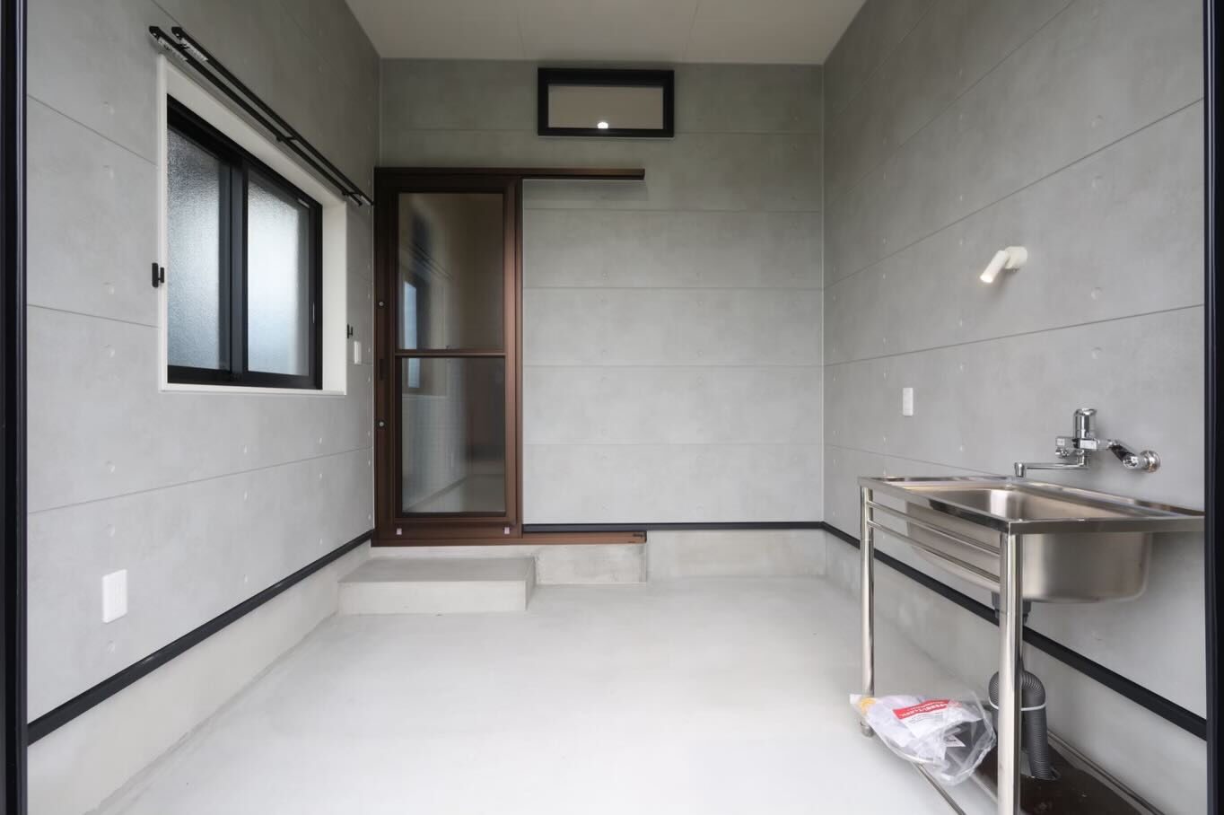 🚪✨使い方を限定しない、デザイン土間空間✨