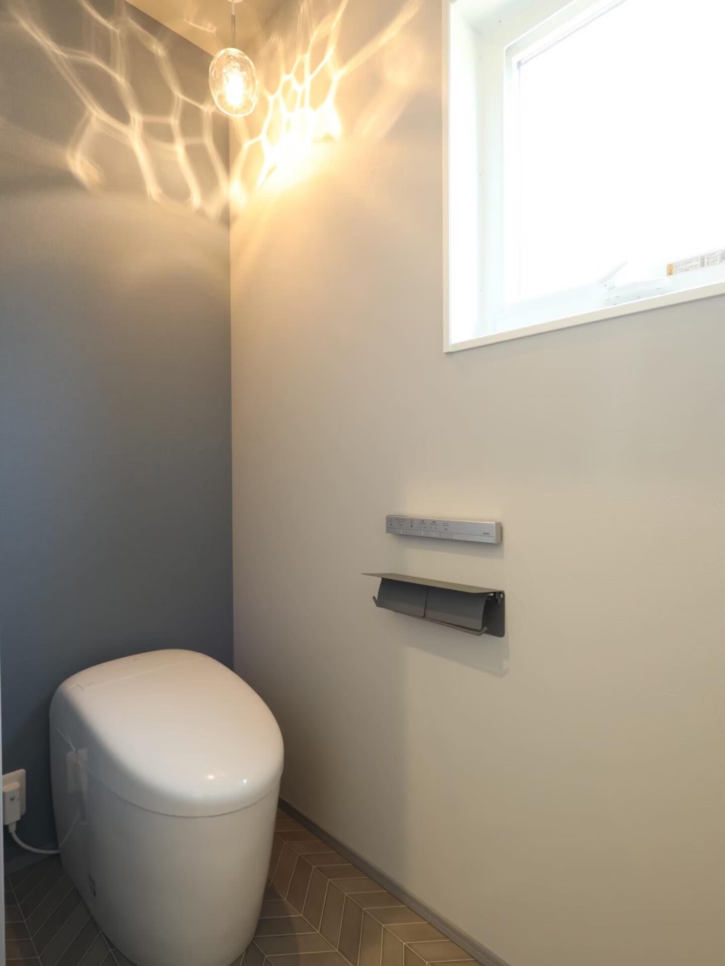 🚽✨光とデザインが映えるトイレ空間✨